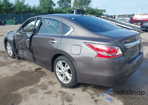 2015 Nissan Altima 2.5/S/Sv/Sl z USA, uszkodzony, nr VIN 1N4AL3AP0FC567623